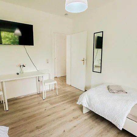 Bege Staywell * ドゥイスブルグ