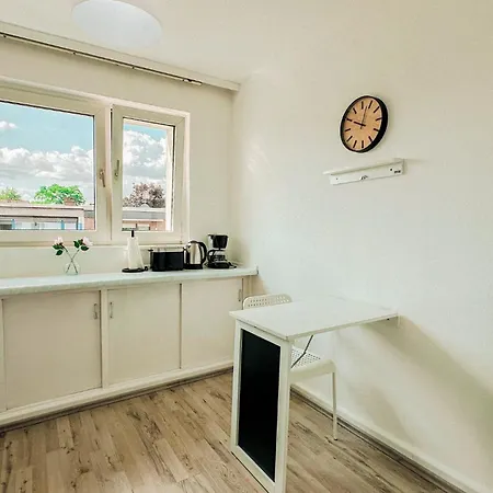 Bege Staywell * ドゥイスブルグ